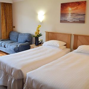 Twin Atrium Room